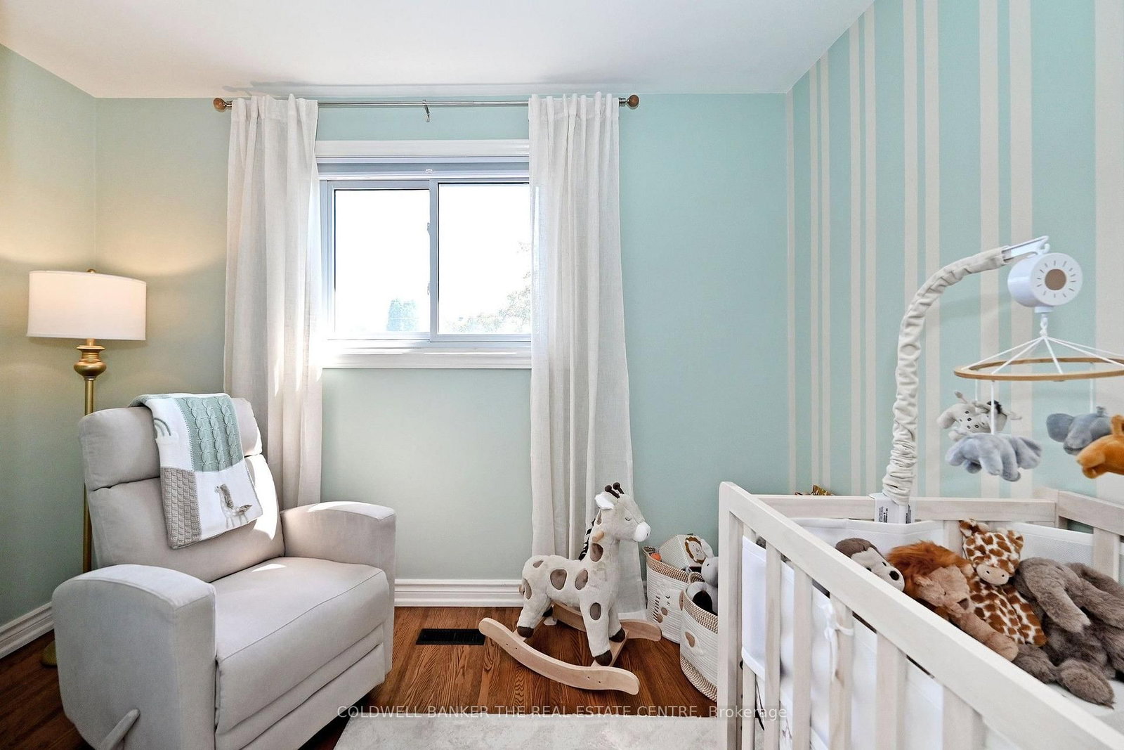 140 Lundy's Lane • Newmarket, ON photo 32
