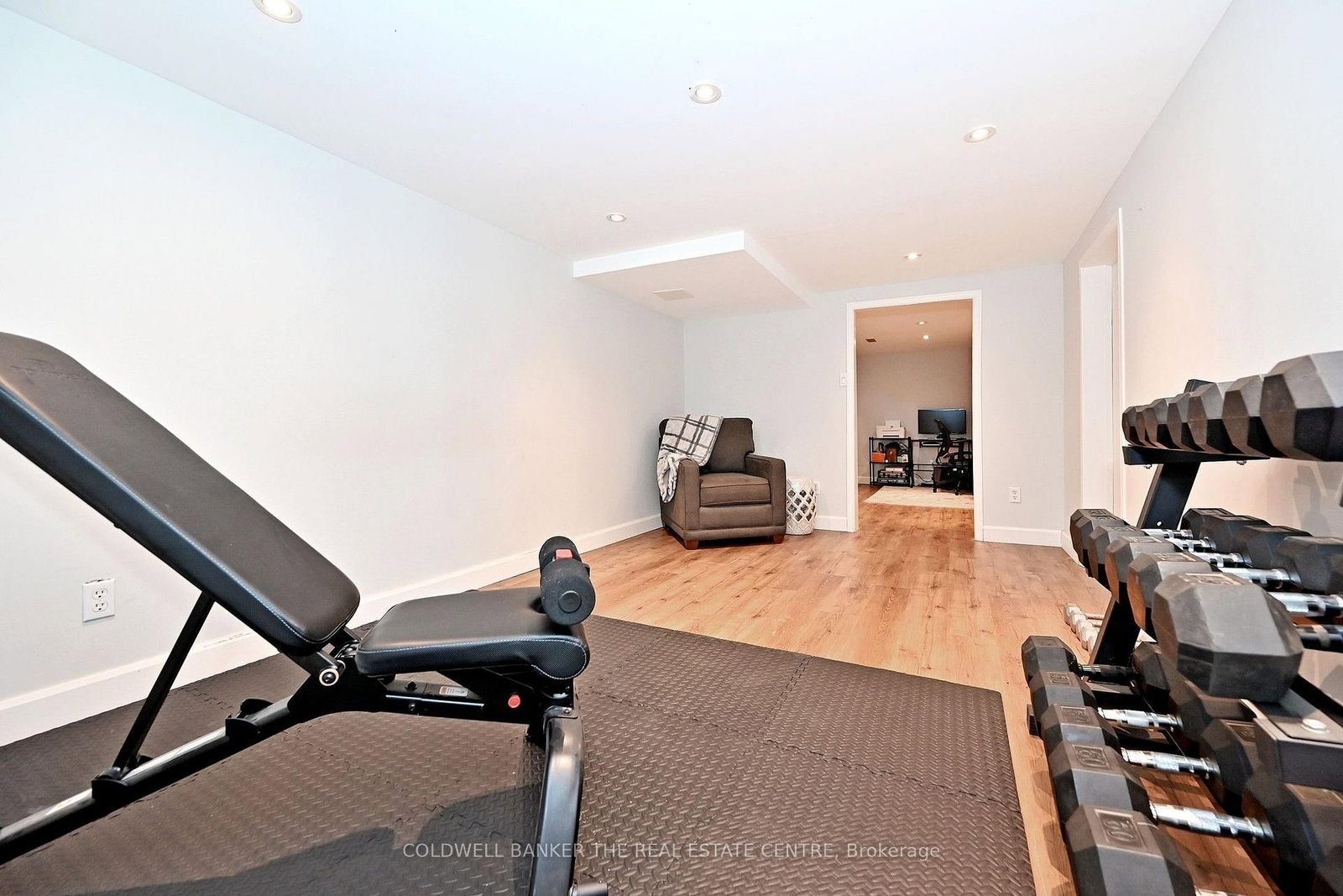 140 Lundy's Lane • Newmarket, ON photo 38