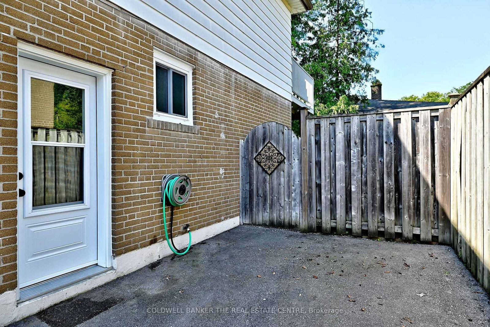 140 Lundy's Lane • Newmarket, ON photo 42