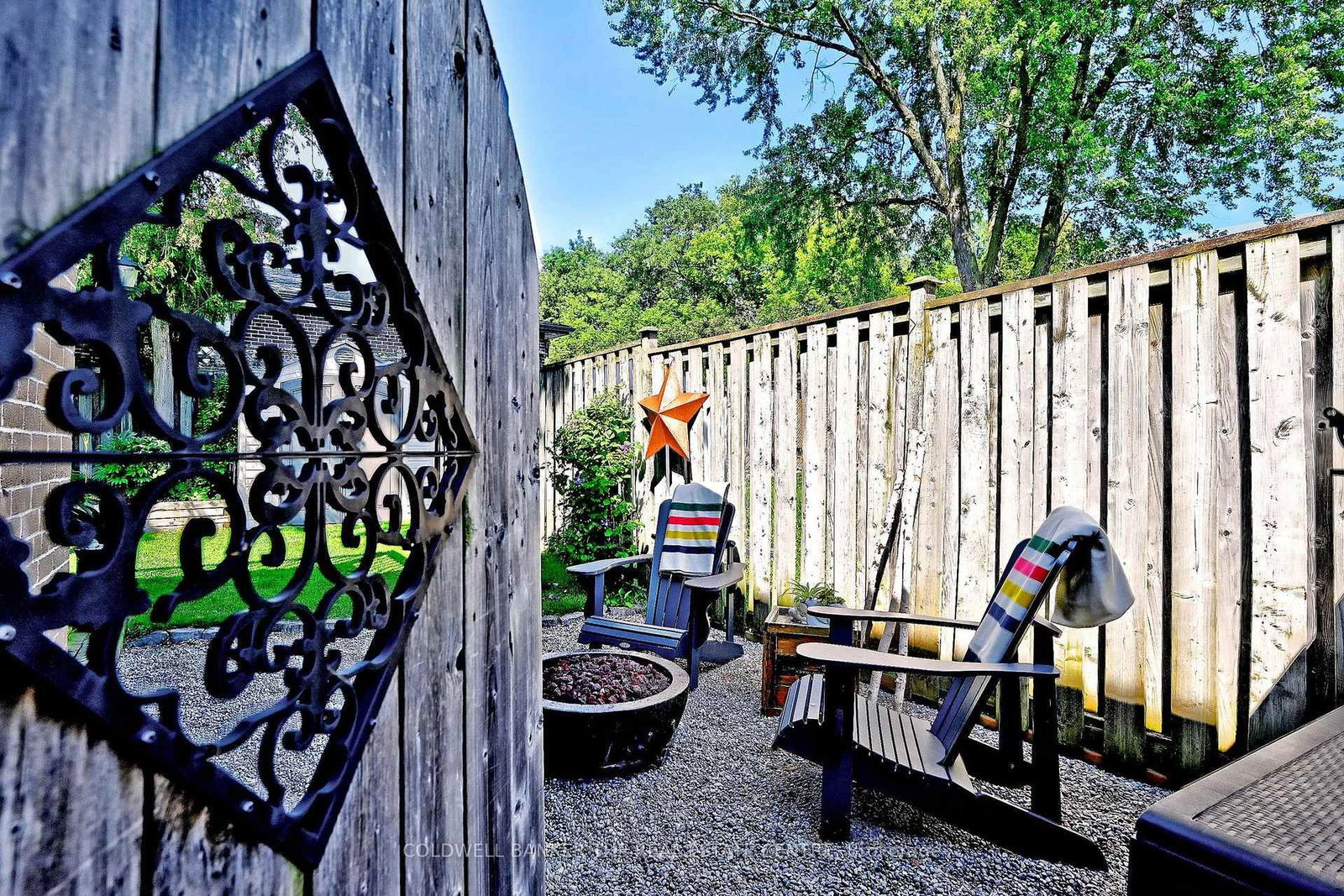140 Lundy's Lane • Newmarket, ON photo 43