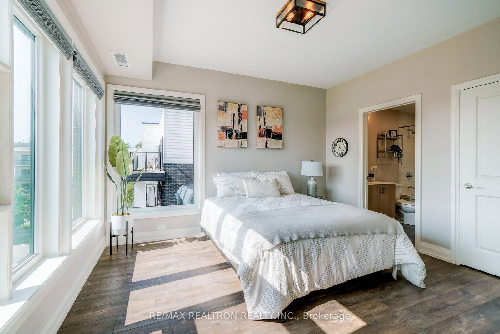 555 William Graham Drive • #331 • Aurora, ON photo 26