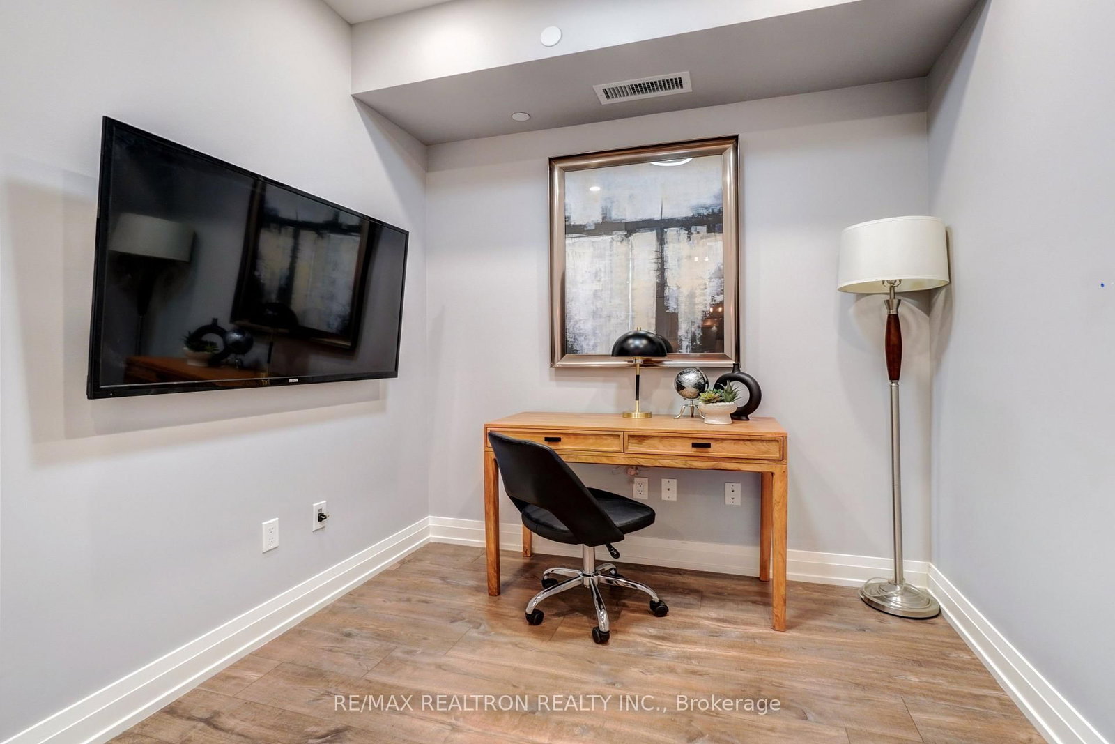 555 William Graham Drive • #331 • Aurora, ON photo 34