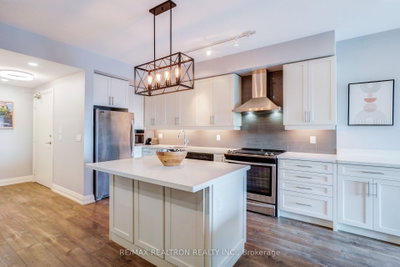 555 William Graham Drive • #331 • Aurora, ON photo 7