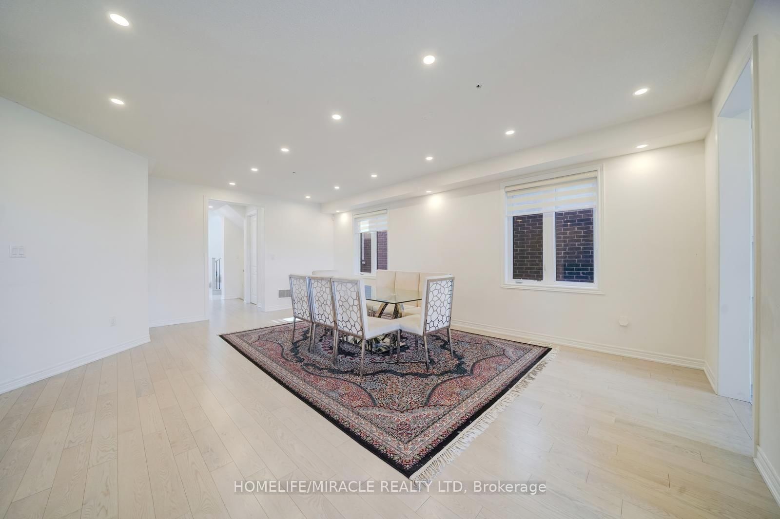 194 Boundary Boulevard • Whitchurch-Stouffville, ON photo 8