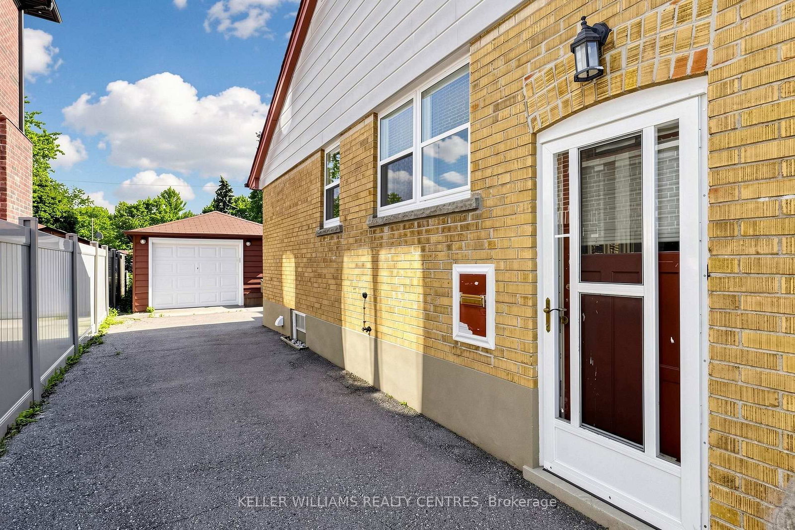 302 Palmer Avenue • Richmond Hill, ON photo 22