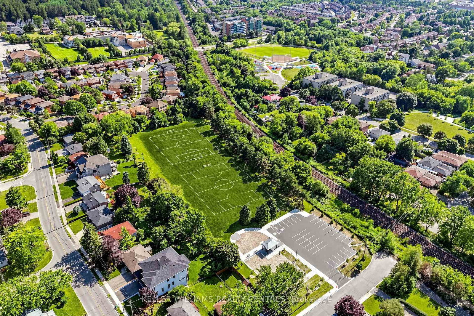 302 Palmer Avenue • Richmond Hill, ON photo 31