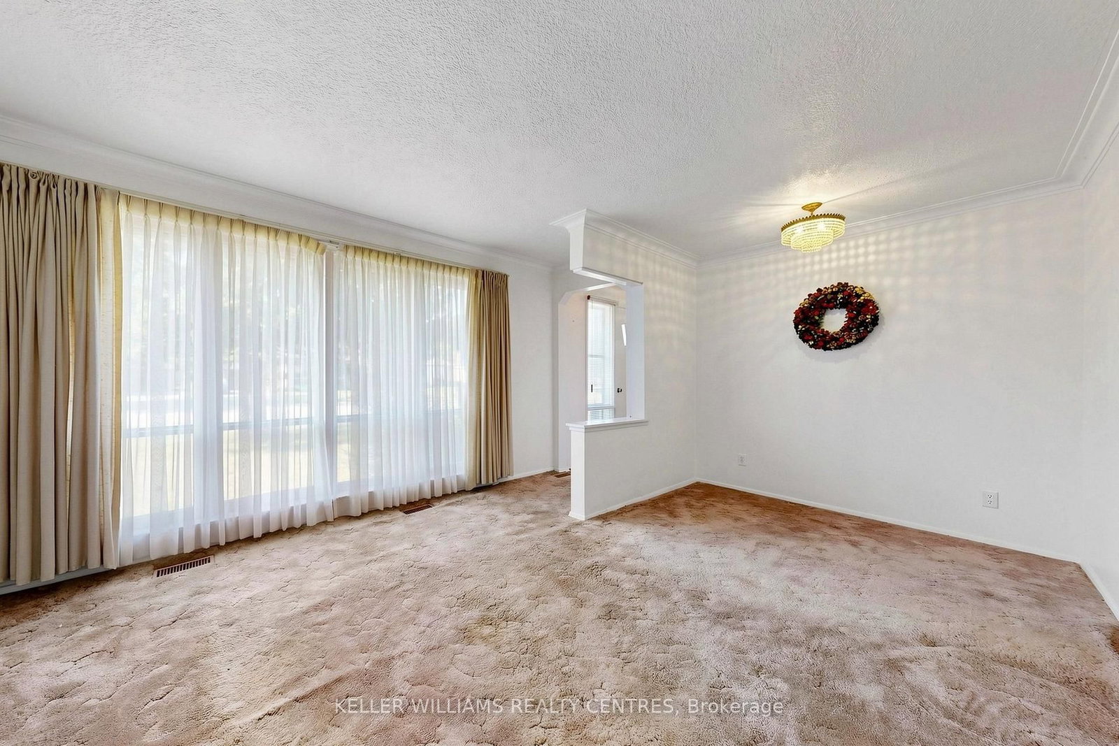 302 Palmer Avenue • Richmond Hill, ON photo 5