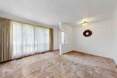 302 Palmer Avenue • Richmond Hill, ON photo 5