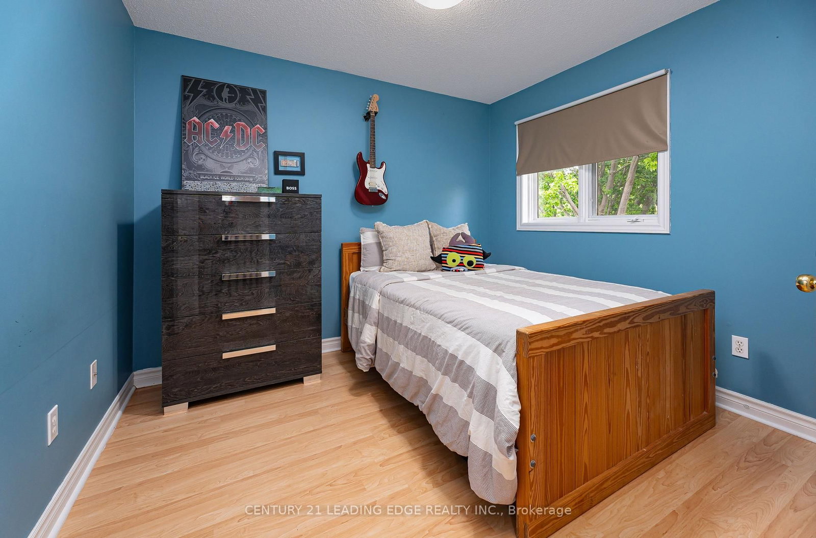 822 Surin Court • Newmarket, ON photo 18
