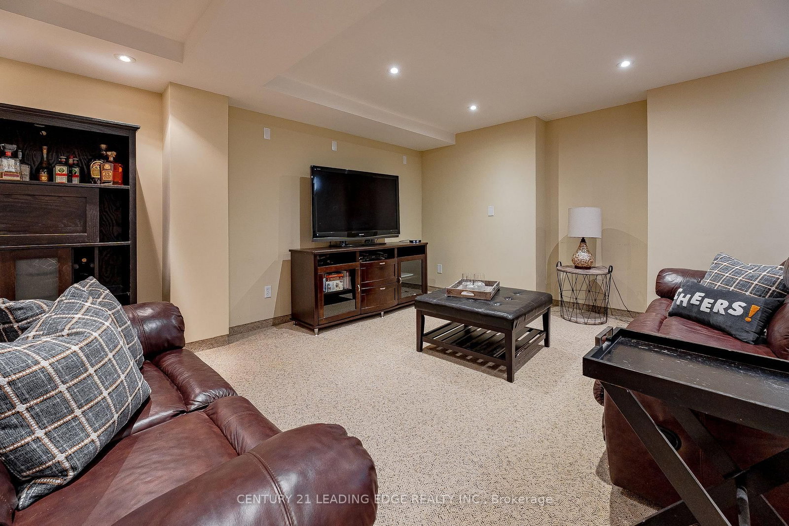 822 Surin Court • Newmarket, ON photo 22