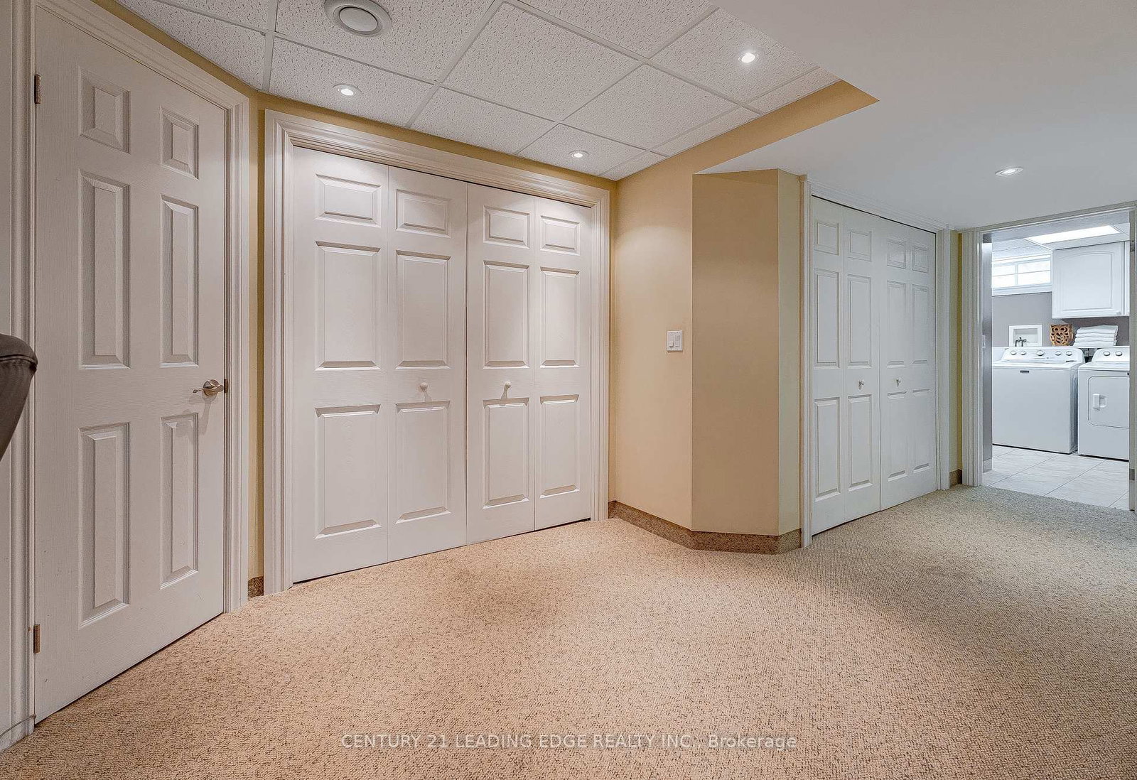 822 Surin Court • Newmarket, ON photo 24