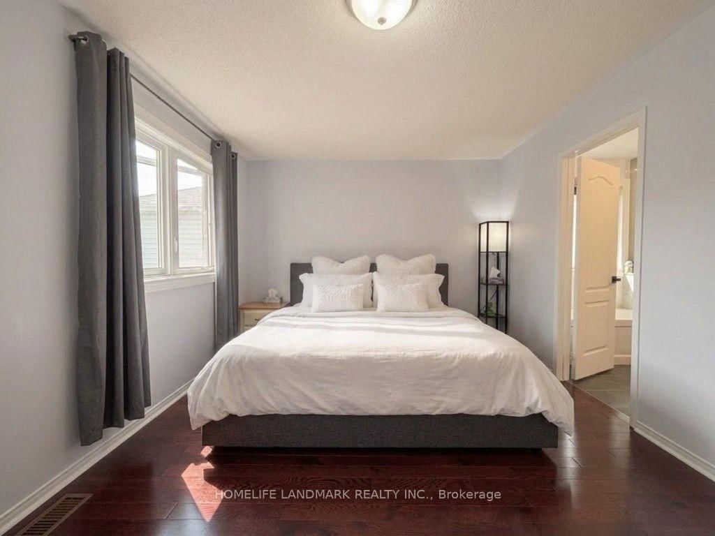 434 Heddle Crescent • Newmarket, ON photo 12