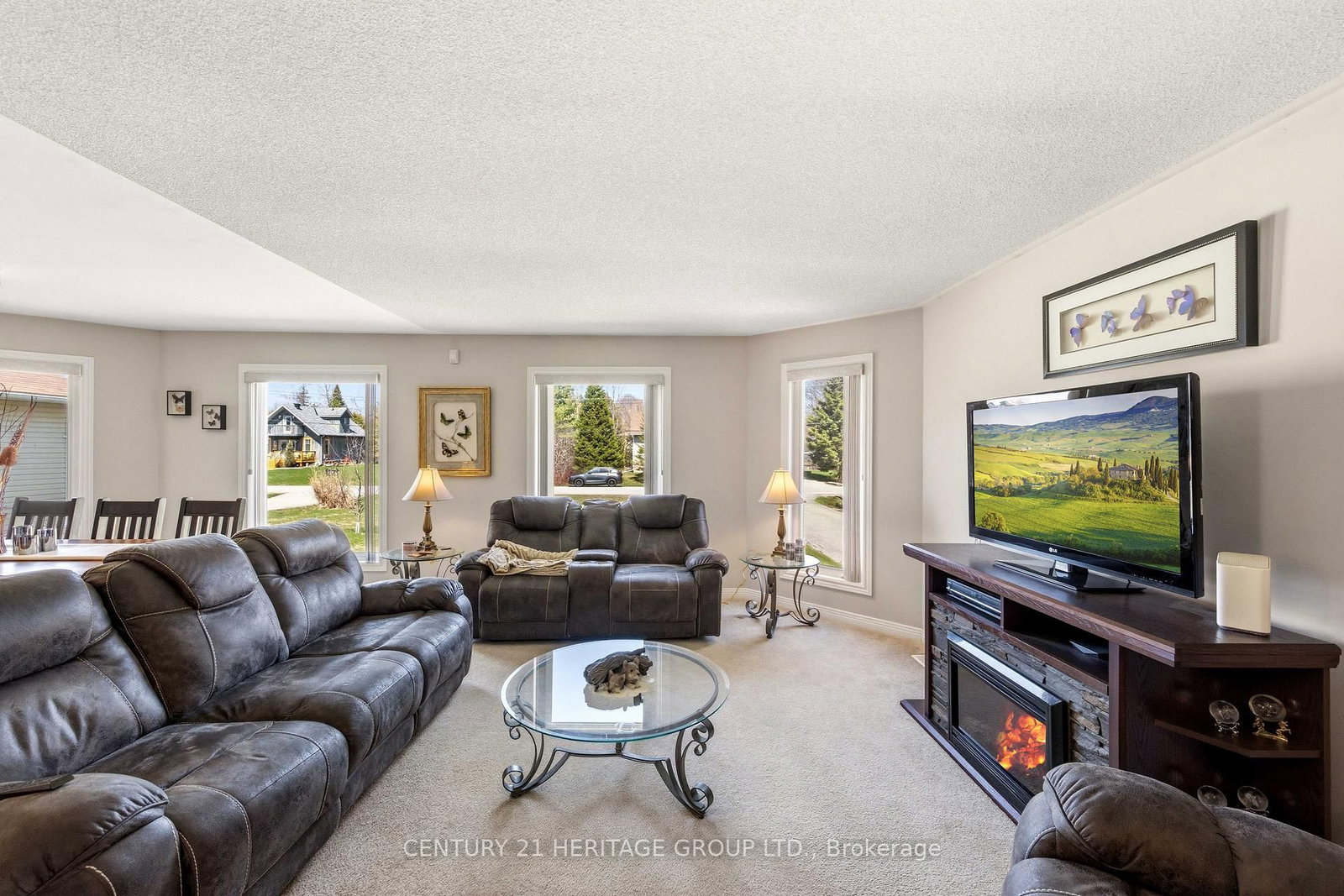 27 Creek Drive • Georgina, ON photo 10