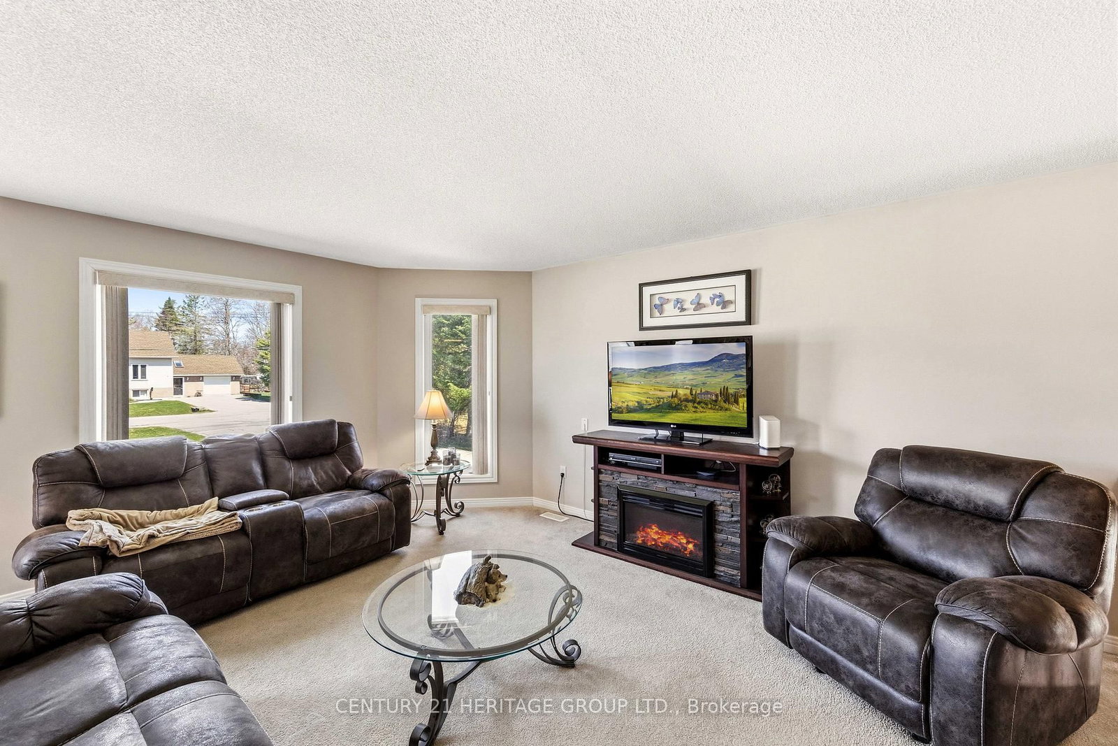 27 Creek Drive • Georgina, ON photo 11