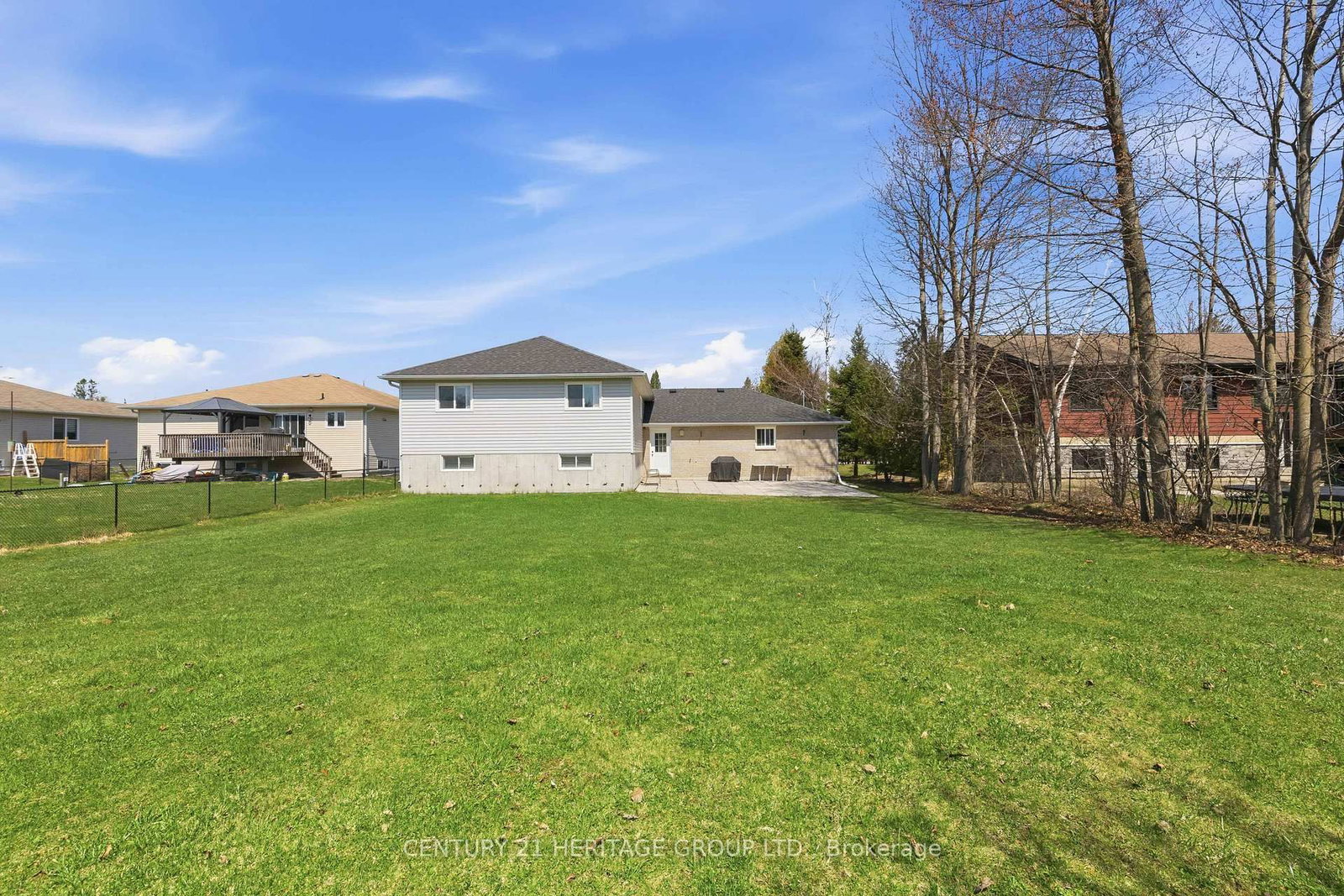 27 Creek Drive • Georgina, ON photo 45