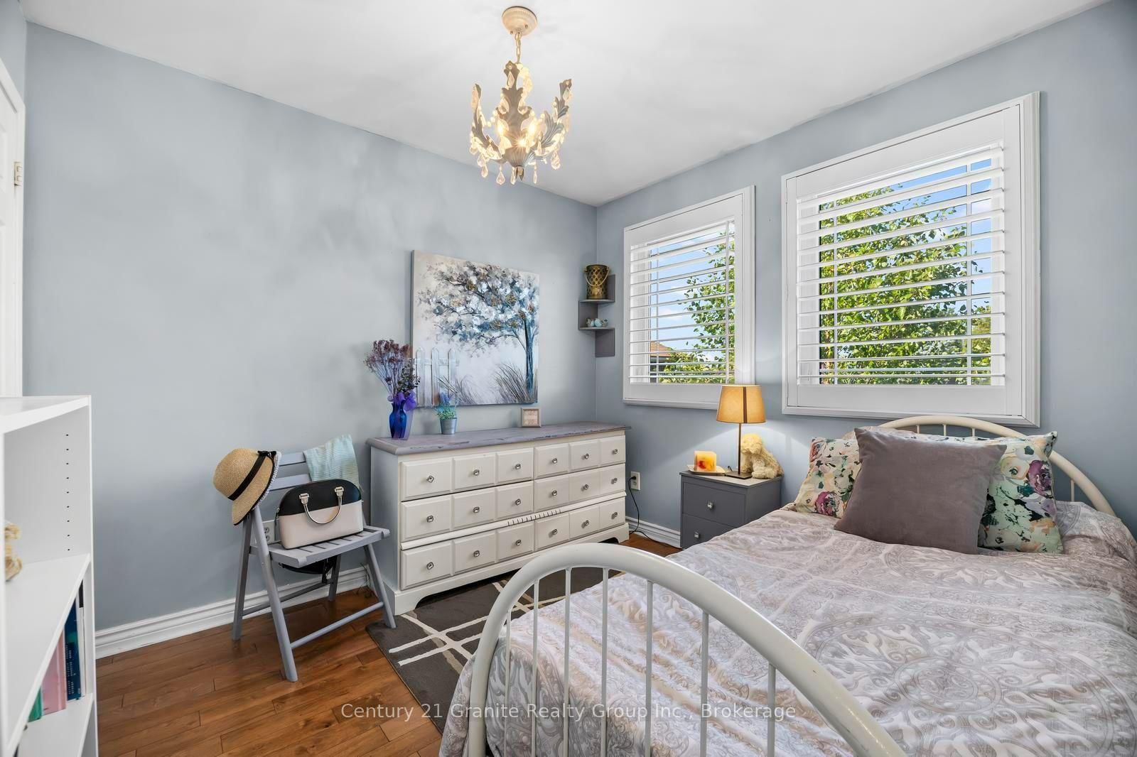 25 Greenwood Road • Whitchurch-Stouffville, ON photo 15