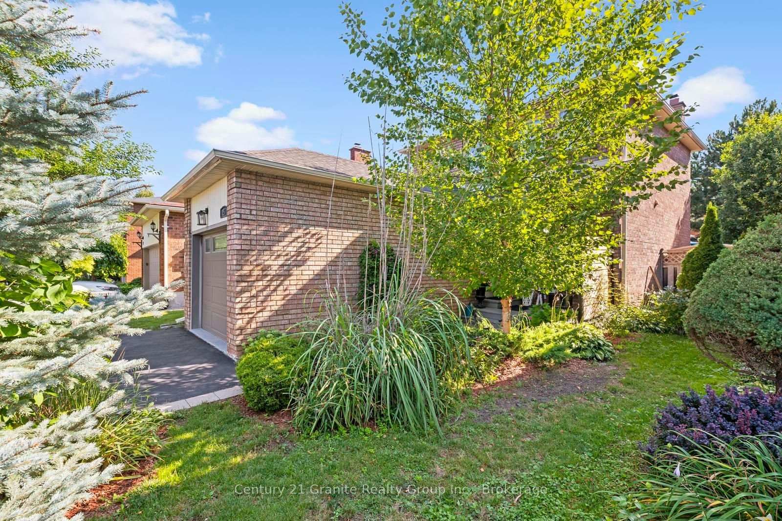 25 Greenwood Road • Whitchurch-Stouffville, ON photo 39