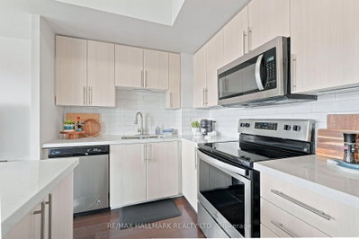 5279 Highway 7 • #203B • Vaughan, ON photo 8