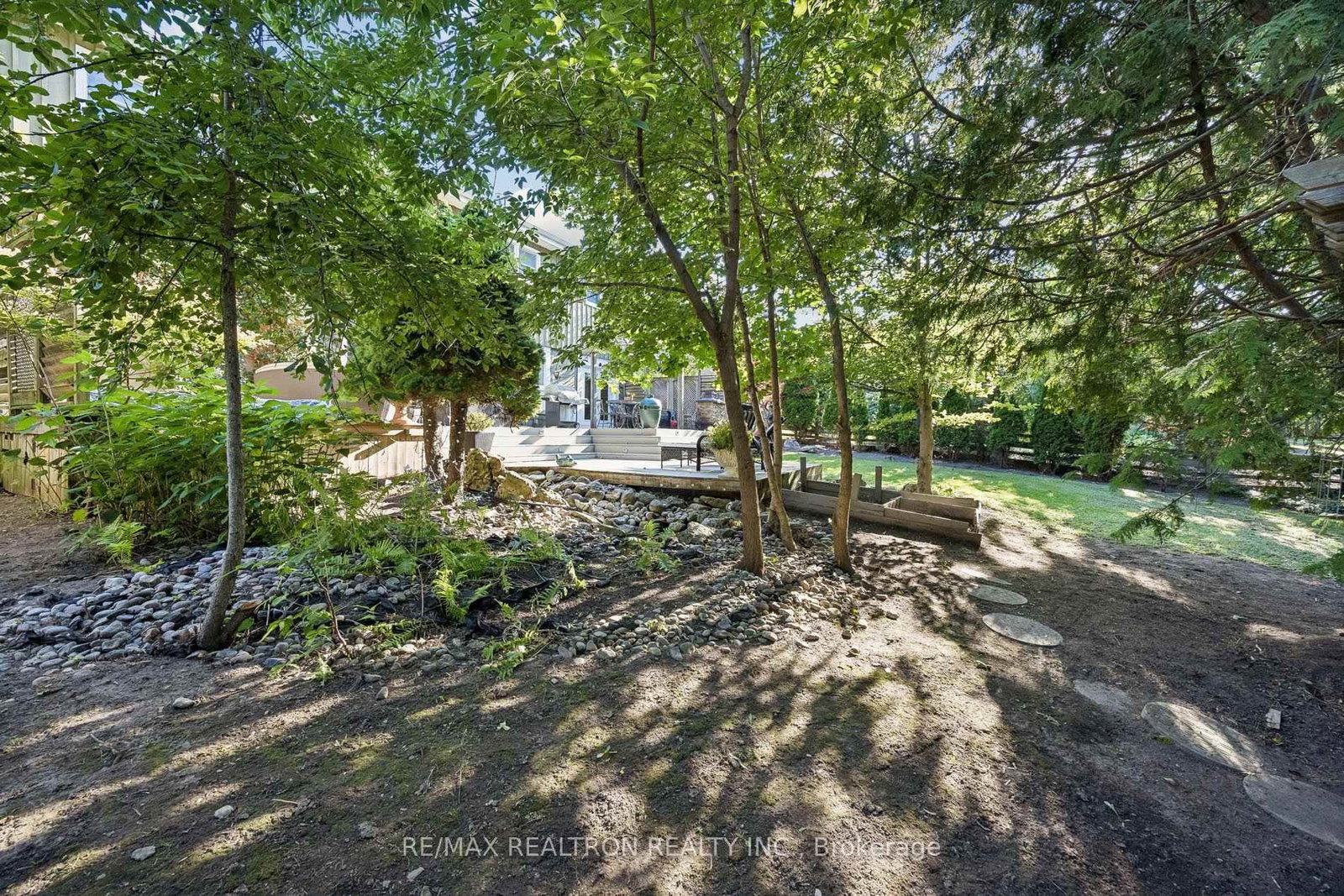 14 Rougecrest Drive • Markham, ON photo 34