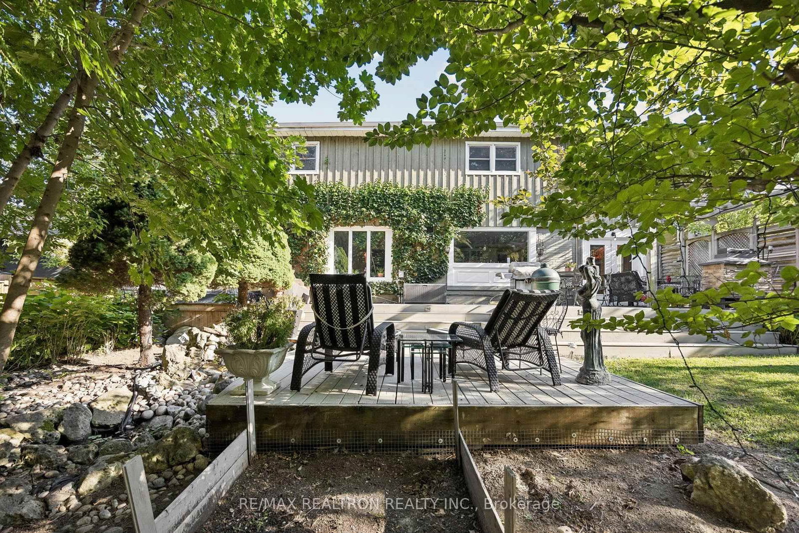 14 Rougecrest Drive • Markham, ON photo 38