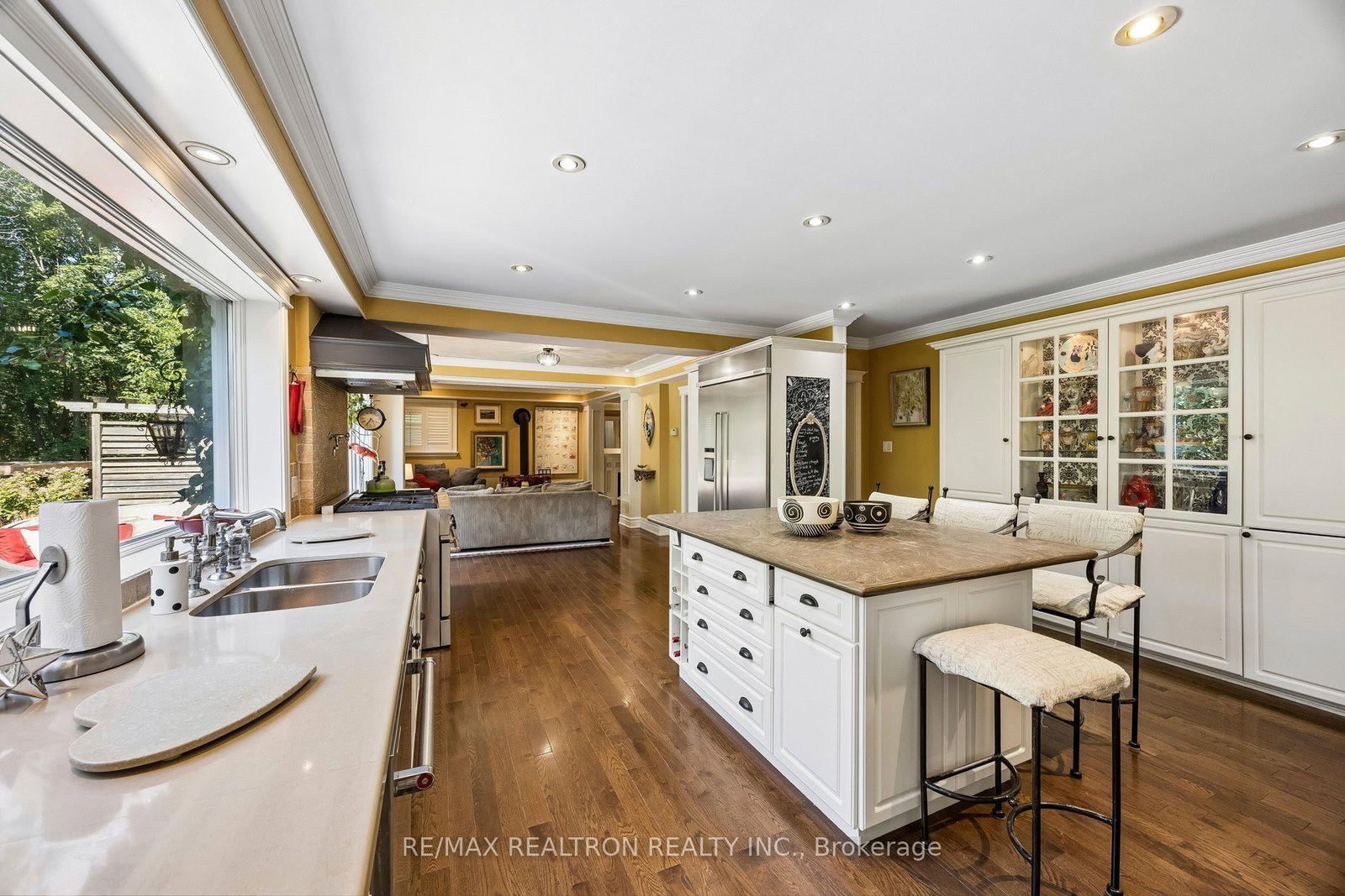 14 Rougecrest Drive • Markham, ON photo 9