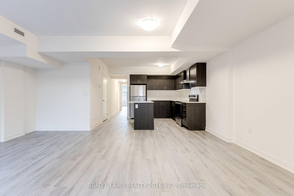 2106 - 58 Elizabeth Street S
