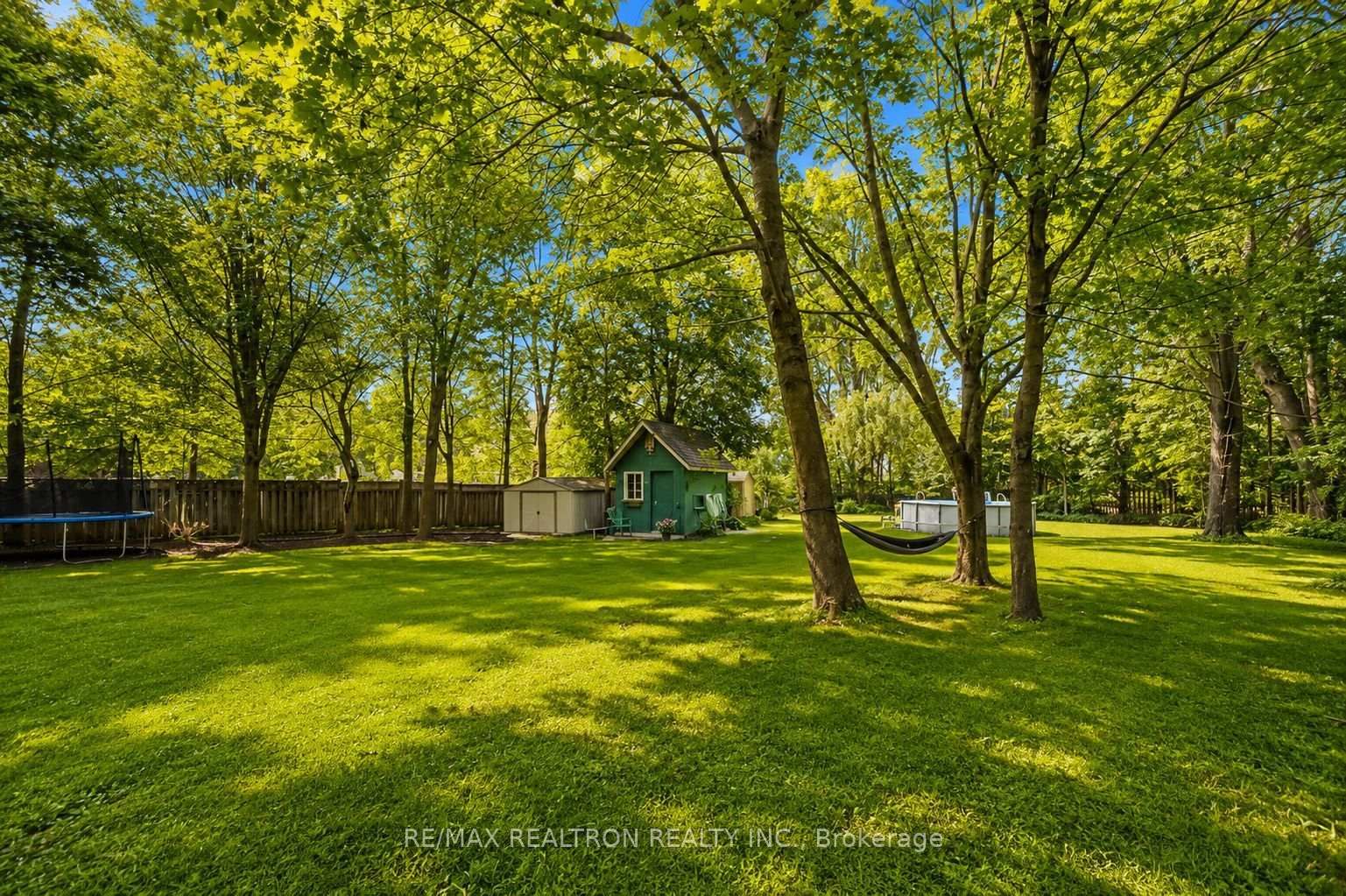 15 Park Road • Bradford West Gwillimbury, ON photo 25