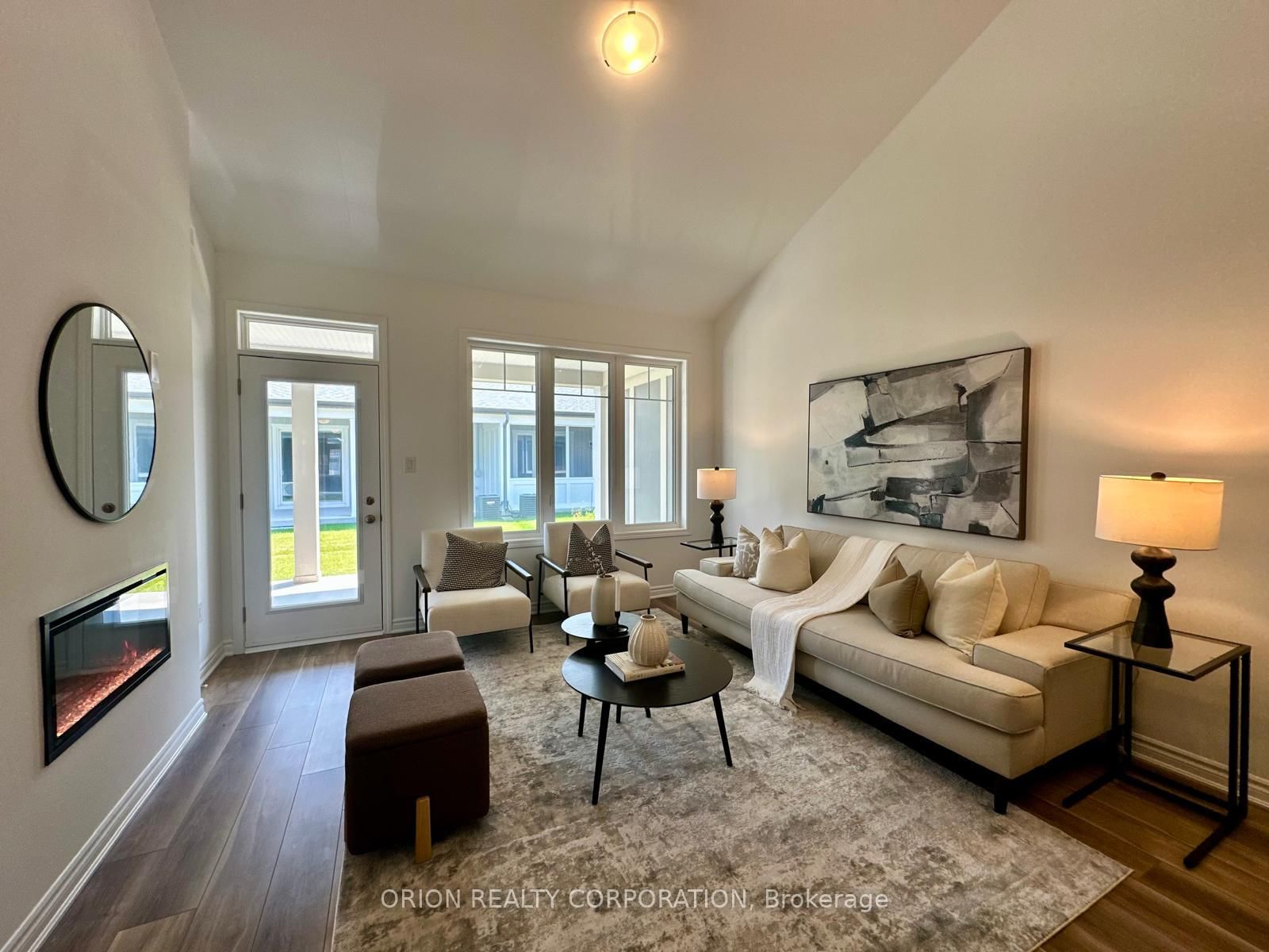 719 Sargeant Place • Innisfil, ON photo 5