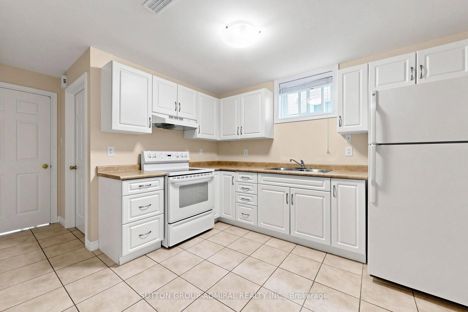 BSMT - 203 John Street, Bradford West Gwillimbury 3