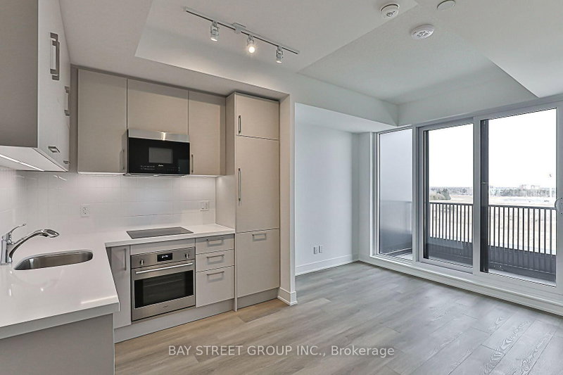 512 - 38 ANDRE DE GRASSE Street