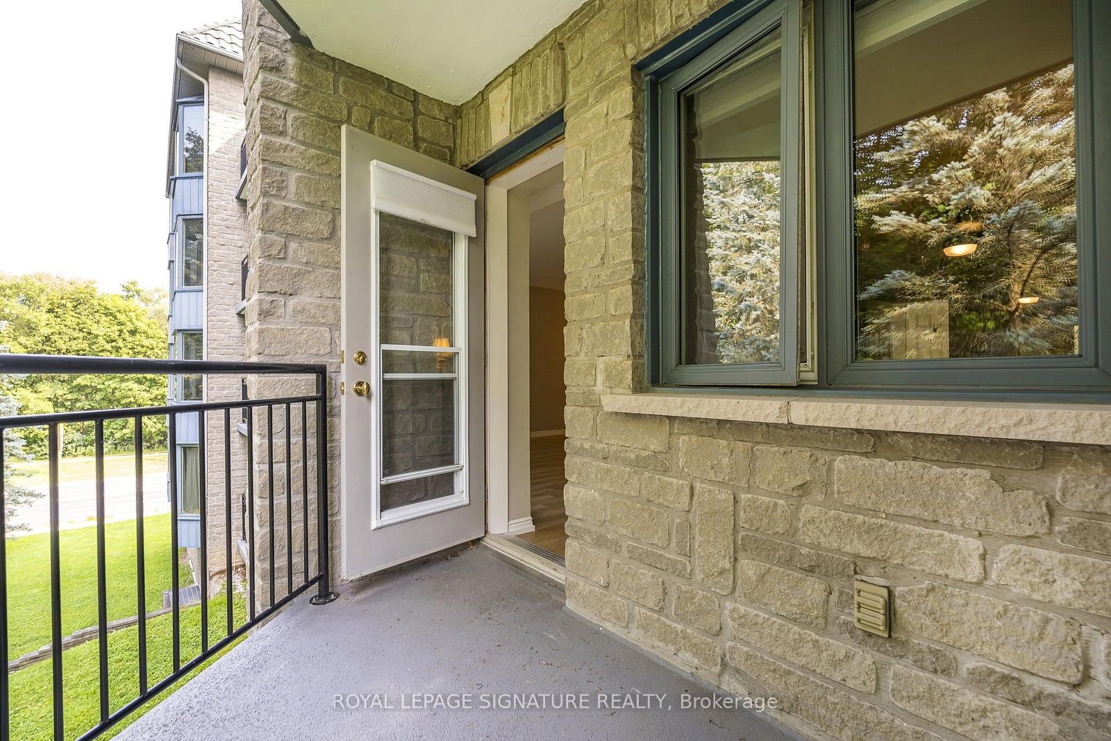 85 Wellington Street W • #204 • Aurora, ON photo 18