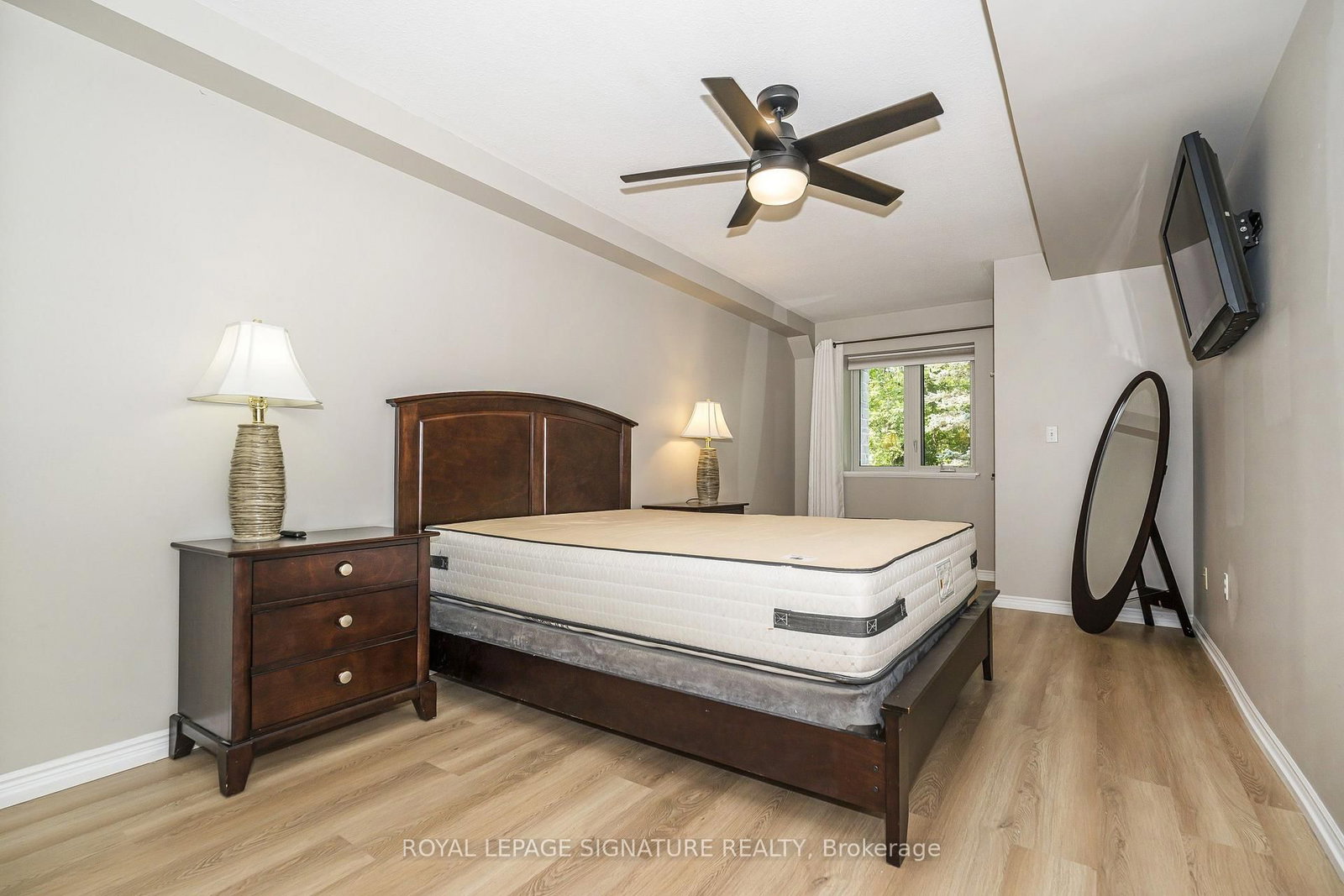 85 Wellington Street W • #204 • Aurora, ON photo 20