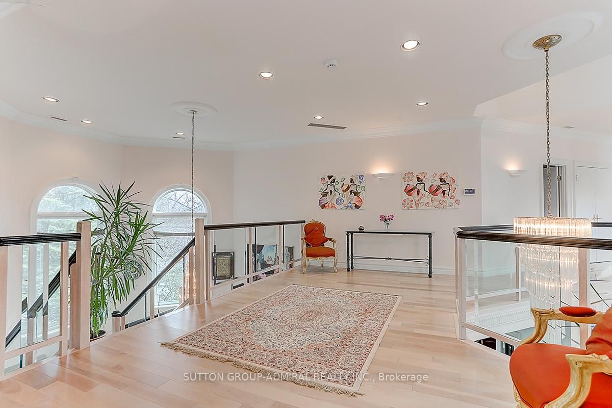 206 Arnold Avenue • Vaughan, ON photo 16