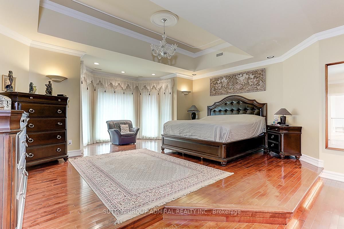 206 Arnold Avenue • Vaughan, ON photo 18