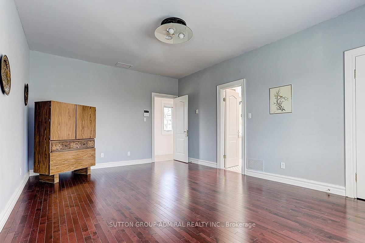206 Arnold Avenue • Vaughan, ON photo 25