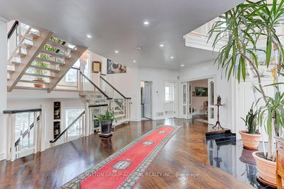 206 Arnold Avenue • Vaughan, ON photo 7