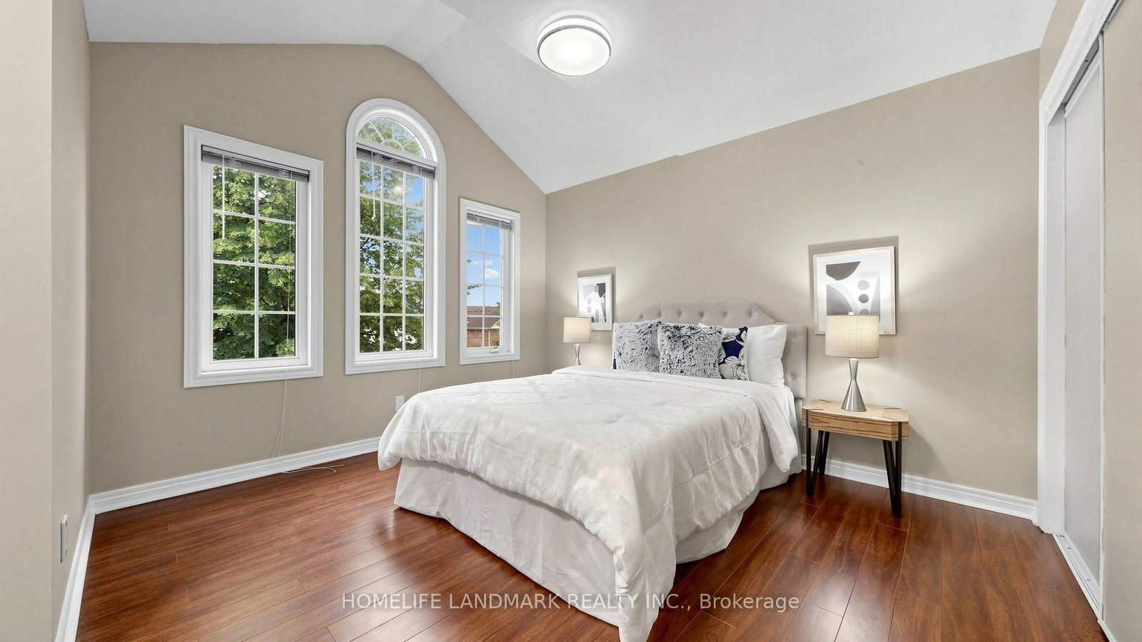 129 Beare Trail • Newmarket, ON photo 34
