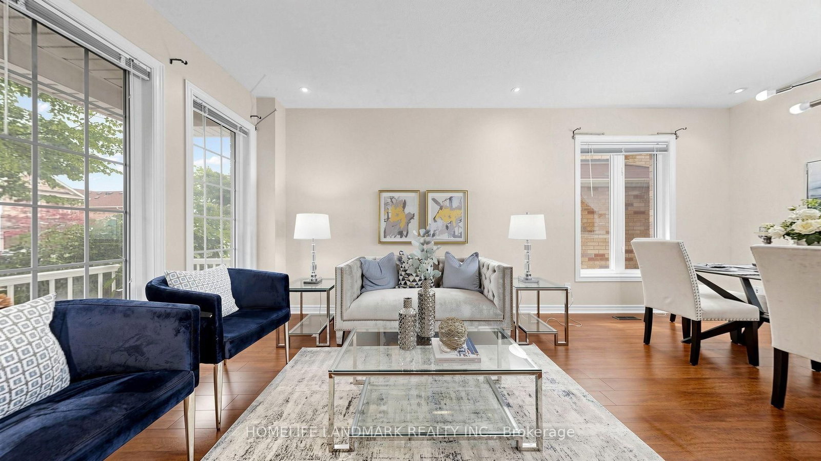 129 Beare Trail • Newmarket, ON photo 5