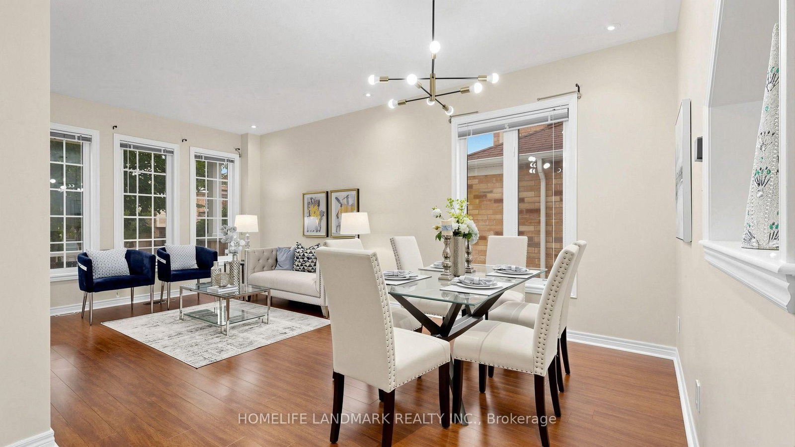 129 Beare Trail • Newmarket, ON photo 6
