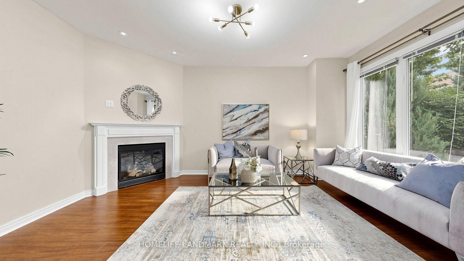 129 Beare Trail • Newmarket, ON photo 9