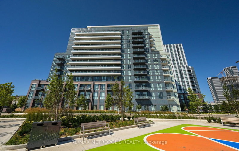 1601 - 60 Honeycrisp Crescent