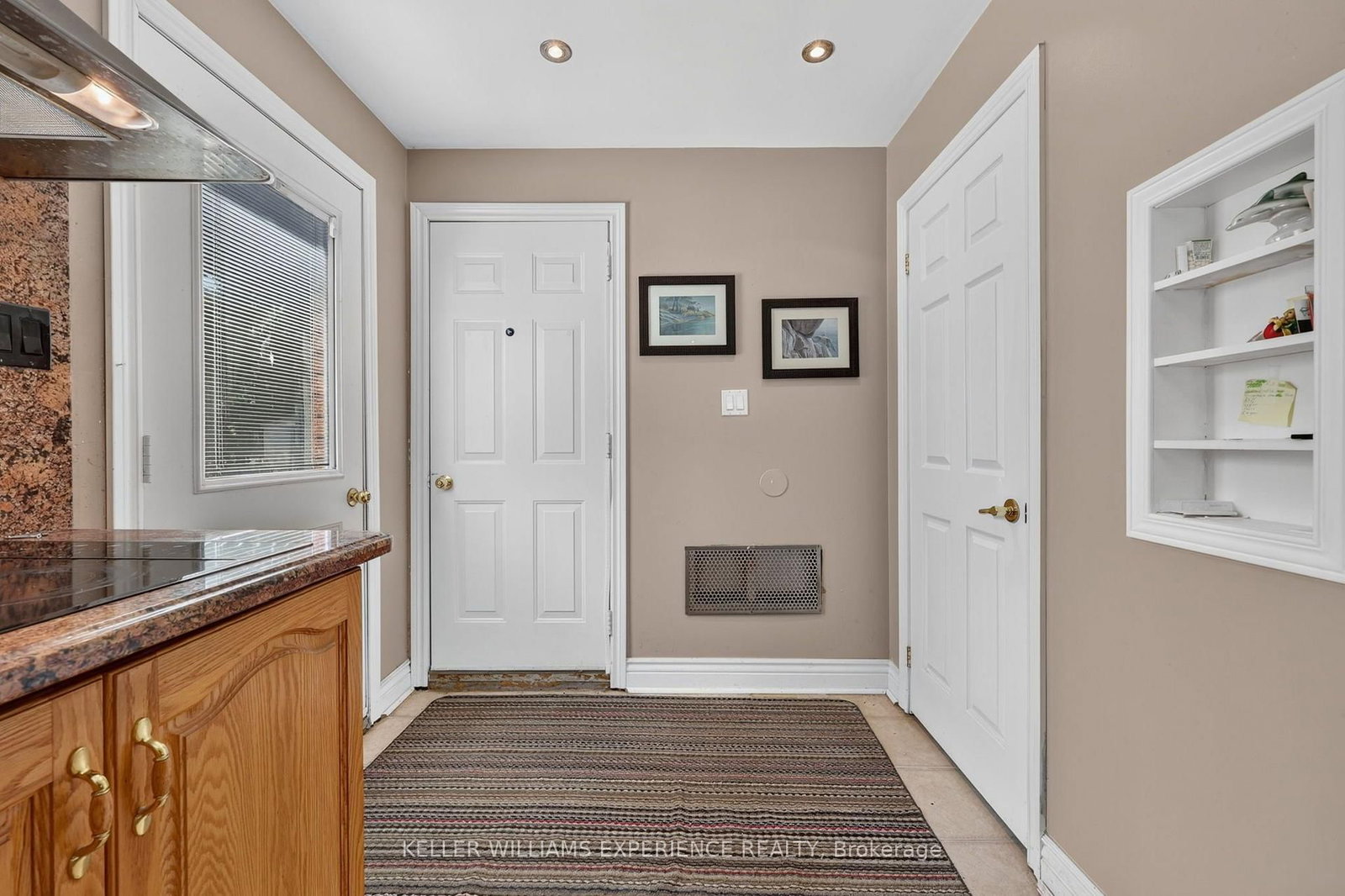 2235 Adullam Avenue • Innisfil, ON photo 10
