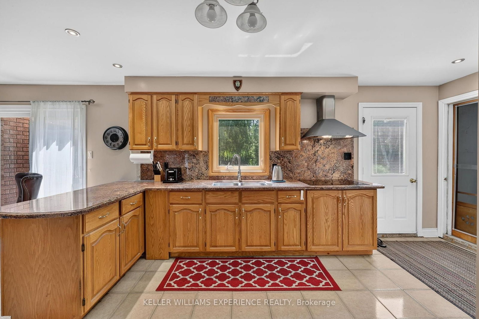 2235 Adullam Avenue • Innisfil, ON photo 12