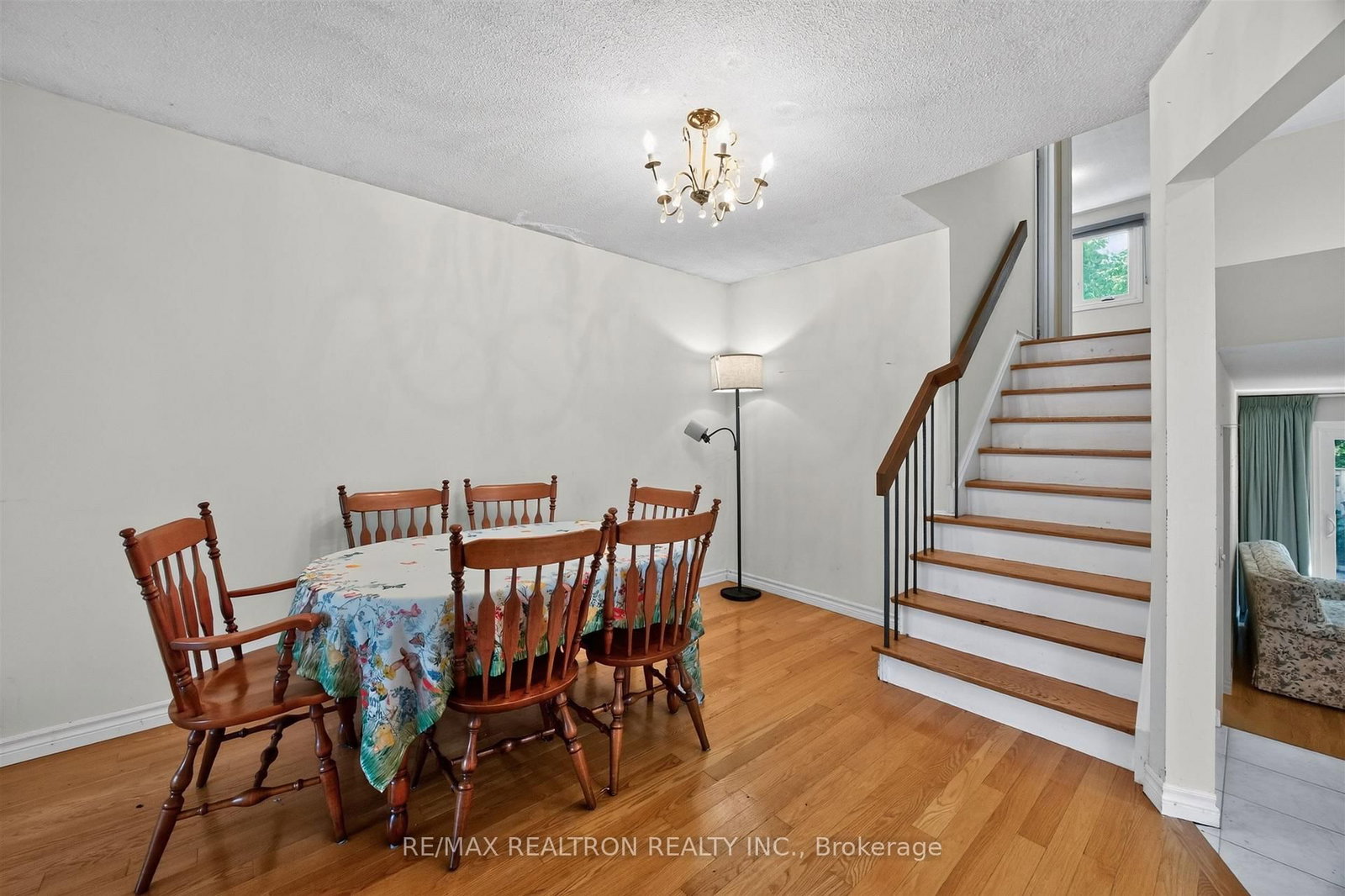 29 Springhead Gardens • Richmond Hill, ON photo 11