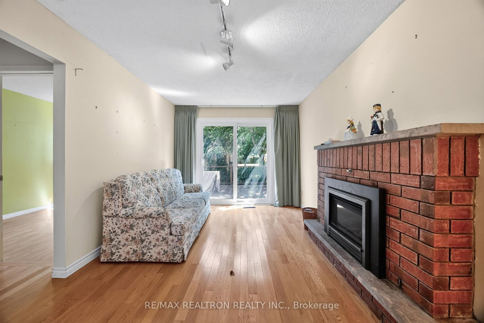 29 Springhead Gardens • Richmond Hill, ON photo 22