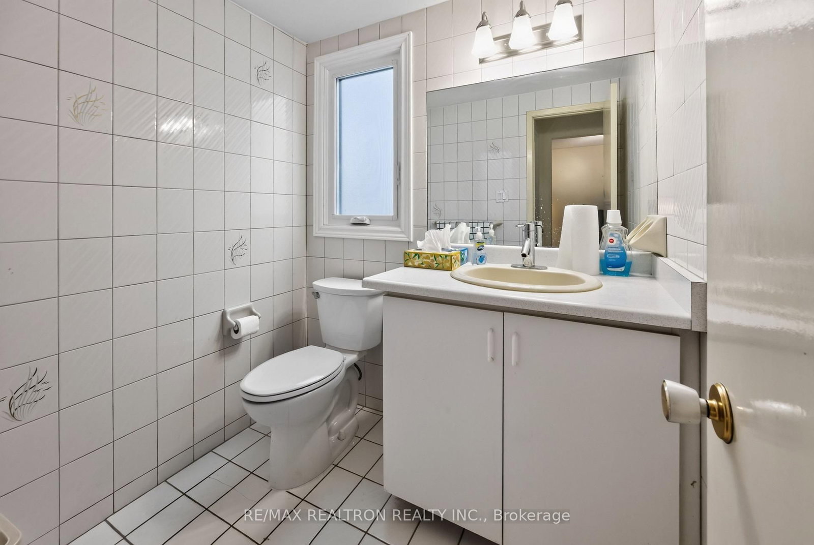 29 Springhead Gardens • Richmond Hill, ON photo 25
