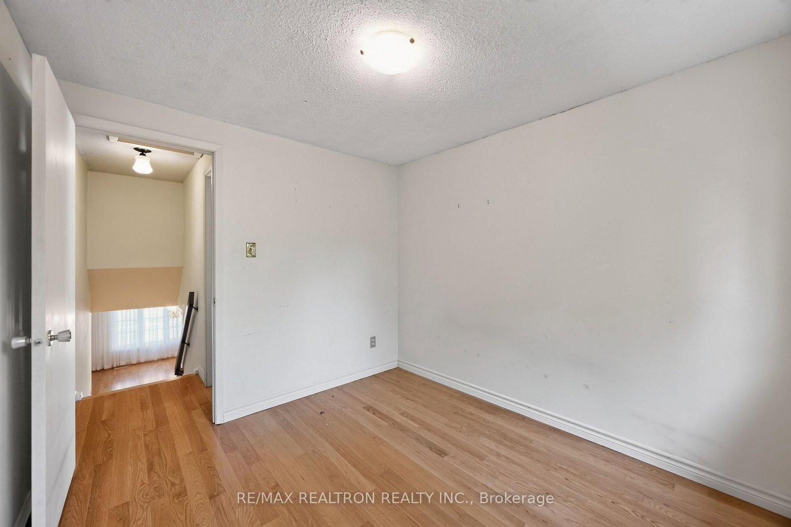 29 Springhead Gardens • Richmond Hill, ON photo 34