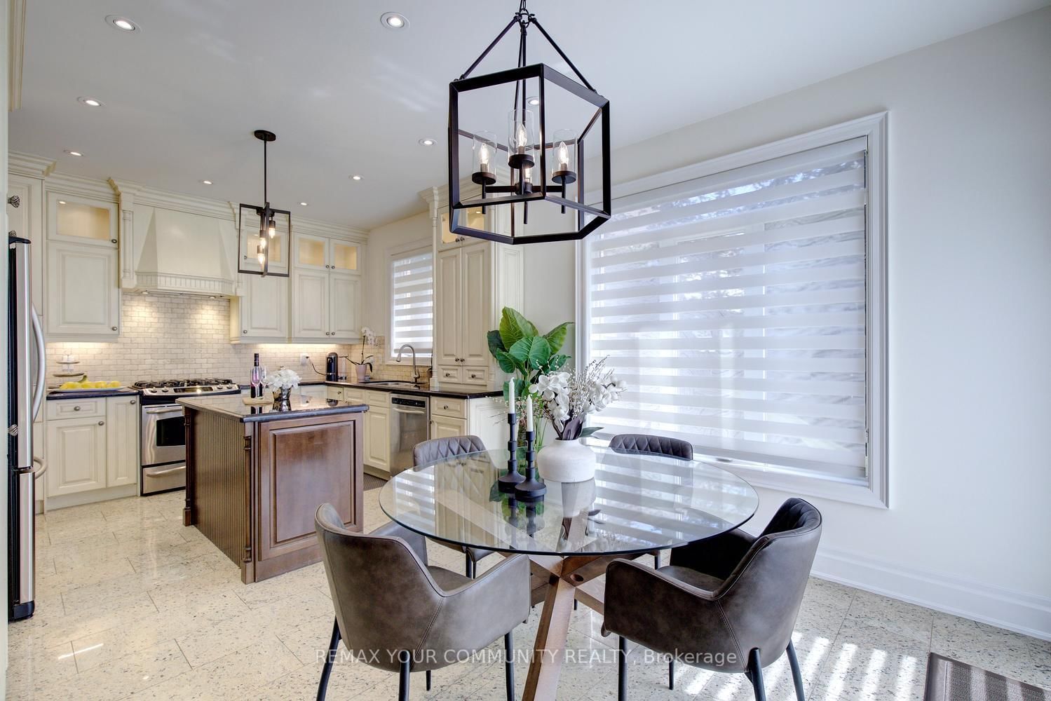 199 Ivy Glen Drive • Vaughan, ON photo 10