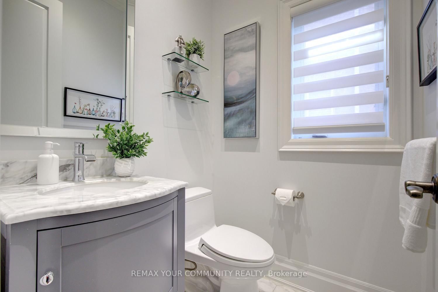 199 Ivy Glen Drive • Vaughan, ON photo 5