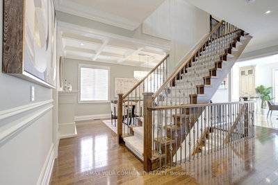 199 Ivy Glen Drive • Vaughan, ON photo 6